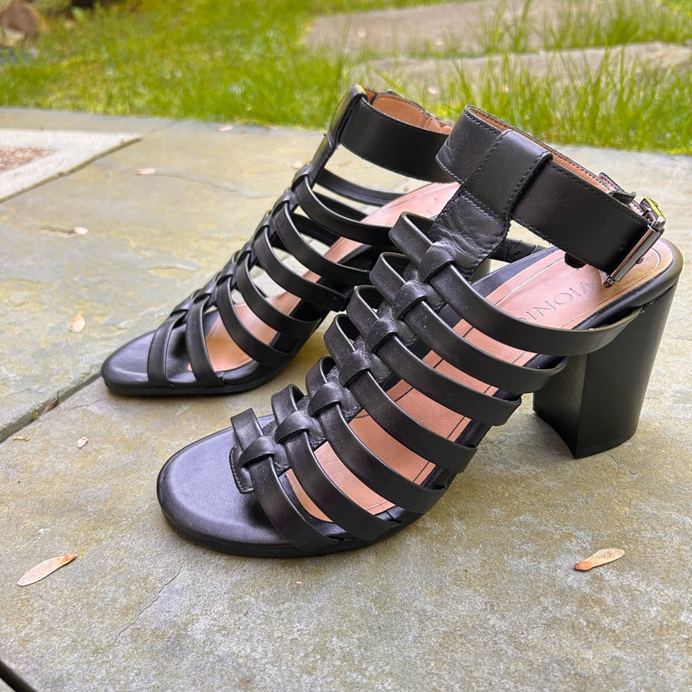 Vionic Black Sami Heels